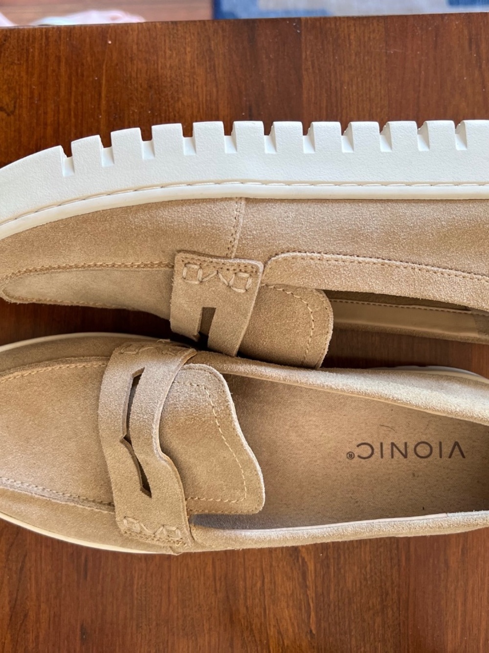 Vionic Uptown Loafer - Sand Suede